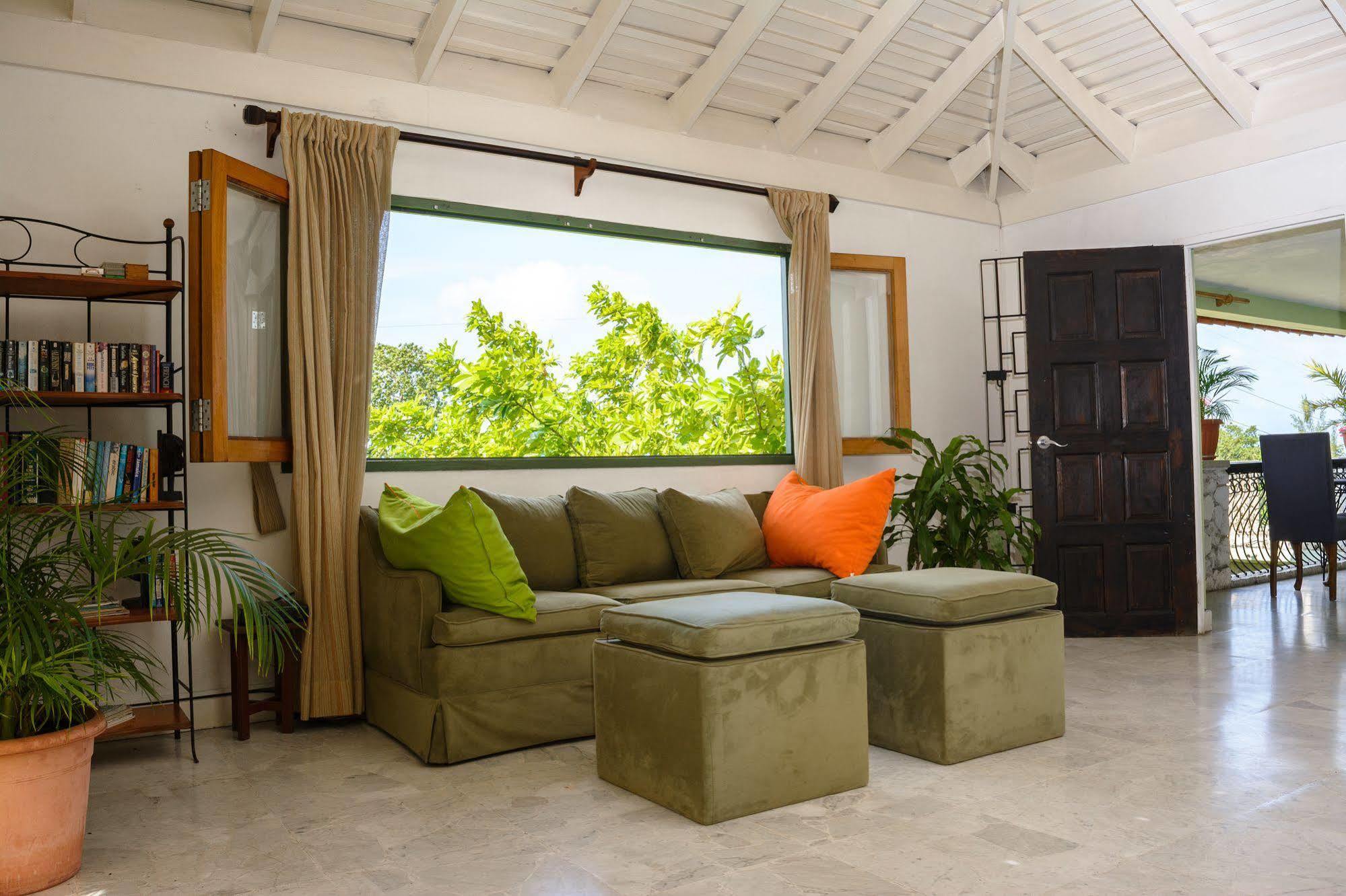 Mynt Retreat Bed & Breakfast Μοντέγκο Μπέυ Εξωτερικό φωτογραφία
