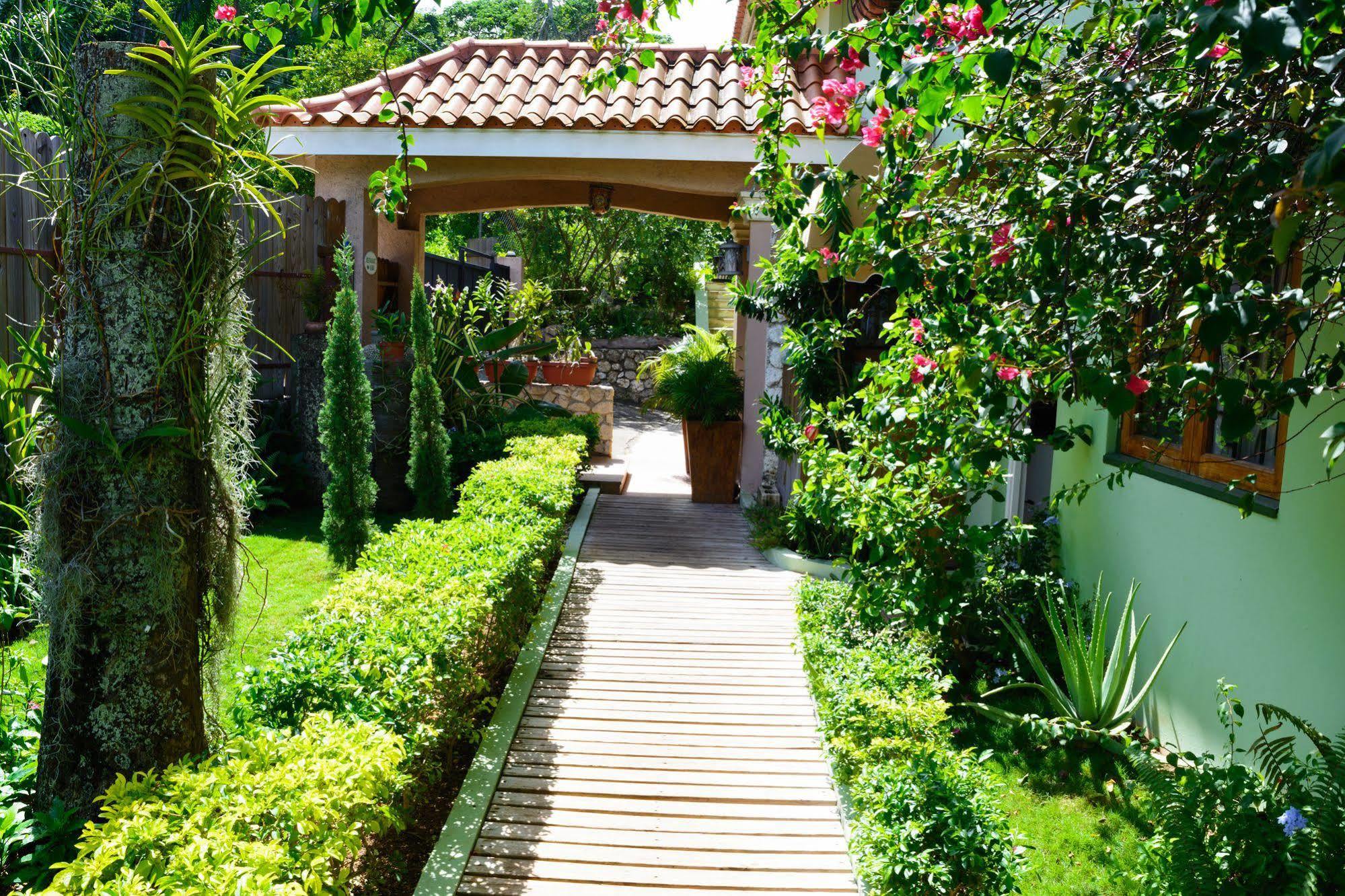 Mynt Retreat Bed & Breakfast Μοντέγκο Μπέυ Εξωτερικό φωτογραφία